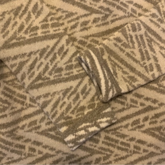 Cynthia Rowley Sweater Coat - Picture 5 of 10